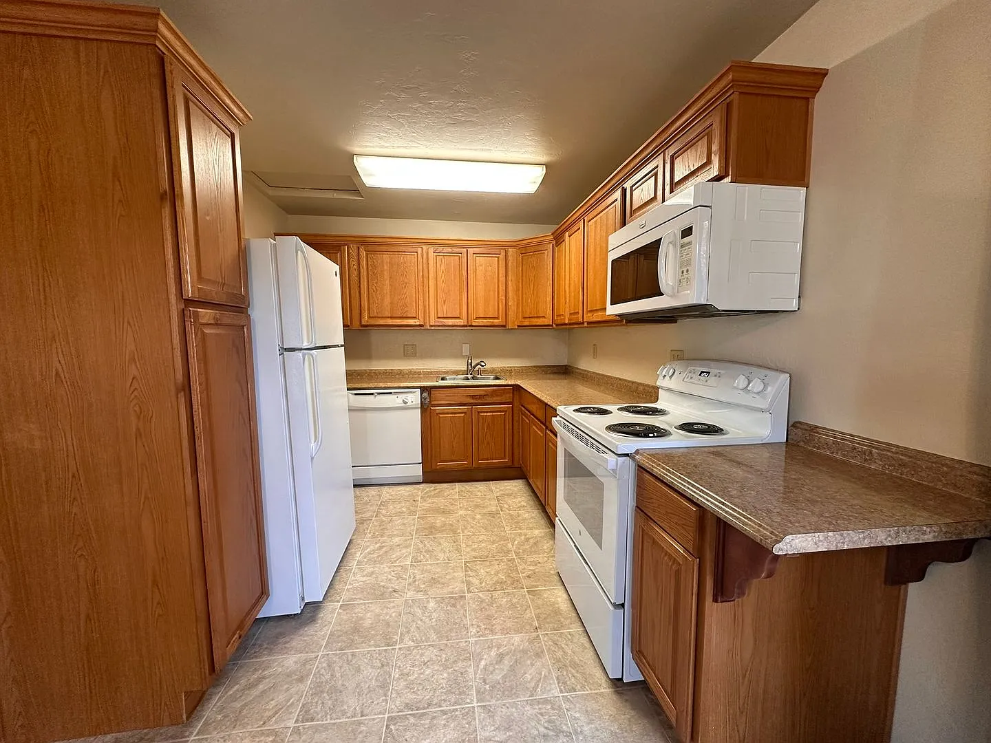 Cozy Veneta One Bedroom — Photo 4