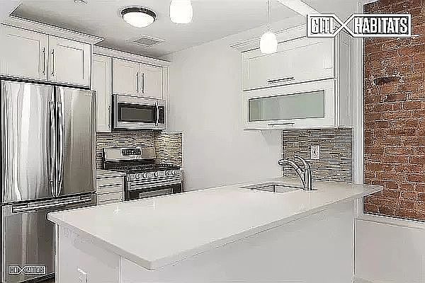 1st image of 2111 5th Ave APT 4
