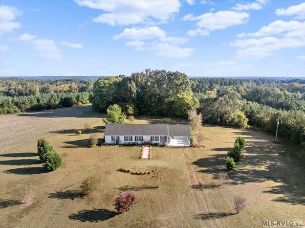 765 Oak Hill Dr, Clarksville, VA 23927