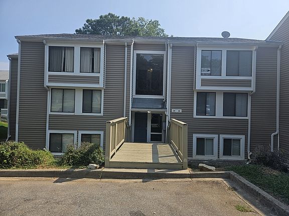 2nd image of 246 Shoreline Dr #1