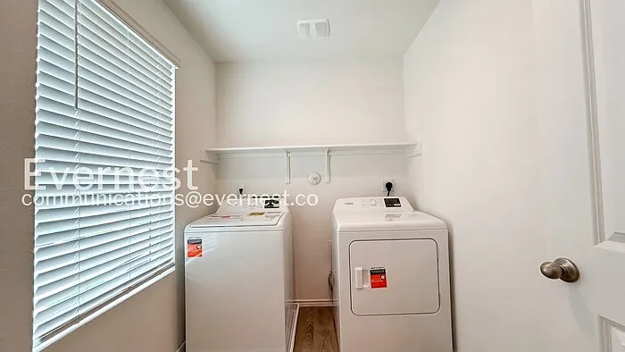 16043 Mahogany Way — Photo 16