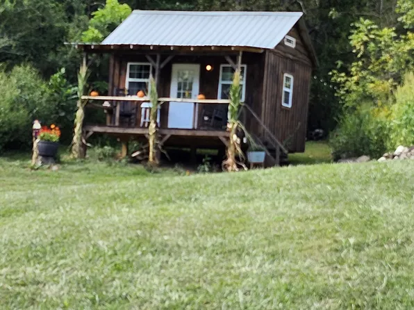 5269 Vardy Blackwater Rd, Sneedville, TN 37869
