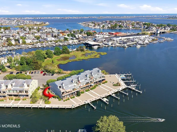 41 Hidden Harbor Drive, Point Pleasant, NJ 08742