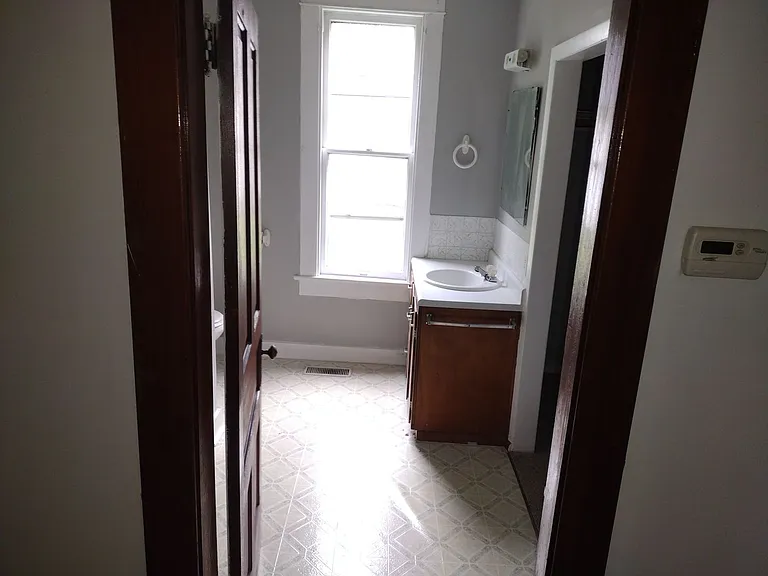329 N Main St — Photo 18