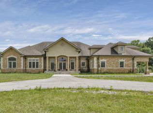 459 Orchard Dr, Granville, OH 43023