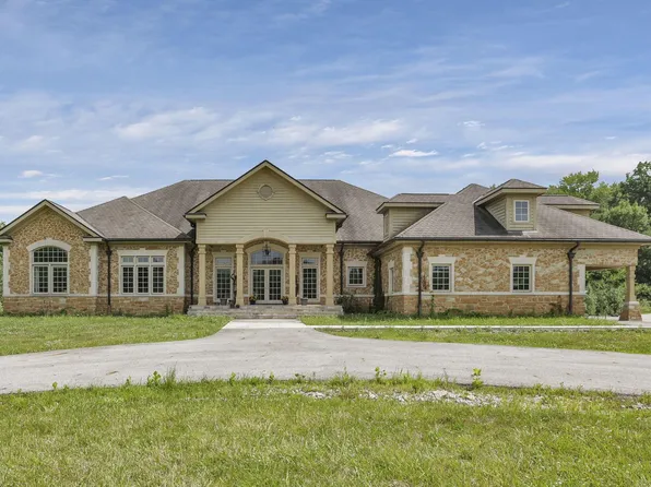 459 Orchard Dr, Granville, OH 43023