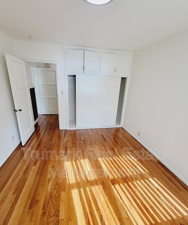 1st image of 2327 Merton Ave #3