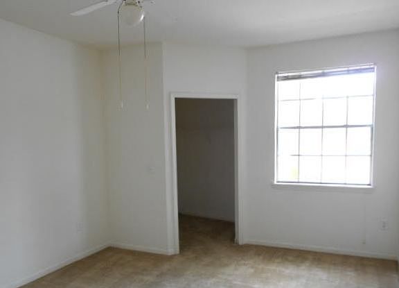 2nd image of 17101 Carrington Park Dr APT 413
