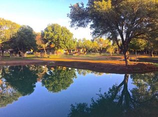 2 Tanglewood Dr, Uvalde, TX 78801