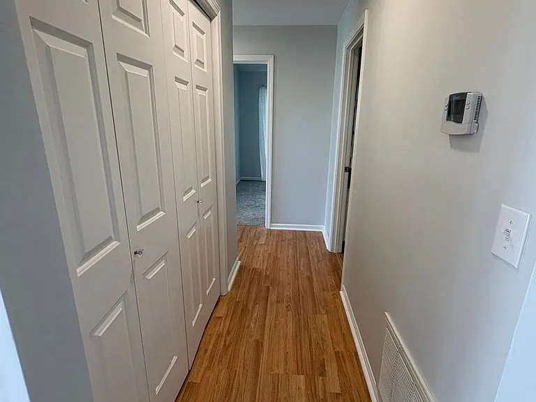 120 W Green Meadows Rd — Photo 12