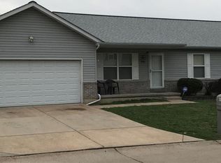 3906 Country Club Dr, Imperial, MO 63052