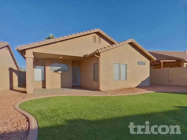 8523 W Papago St — Photo 16