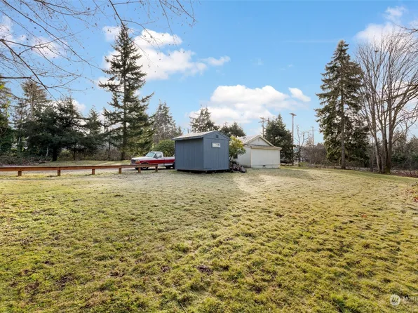 12724 E Gibson Road, Everett, WA 98204