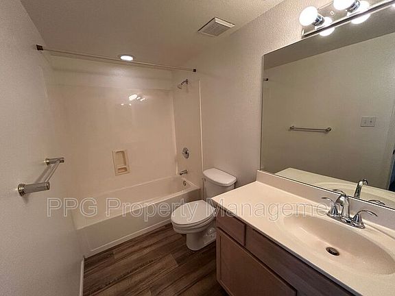 5th image of 19986 N Matilda Ln