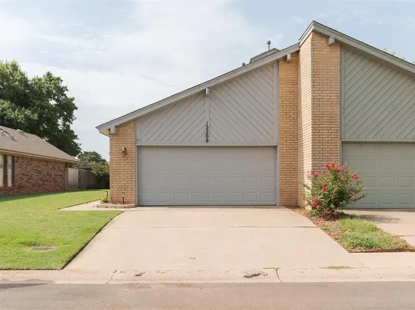 12208 Banyan Ln, Oklahoma City, OK 73162