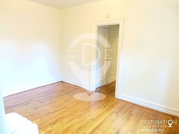 4th image of 261 14th St APT 5A