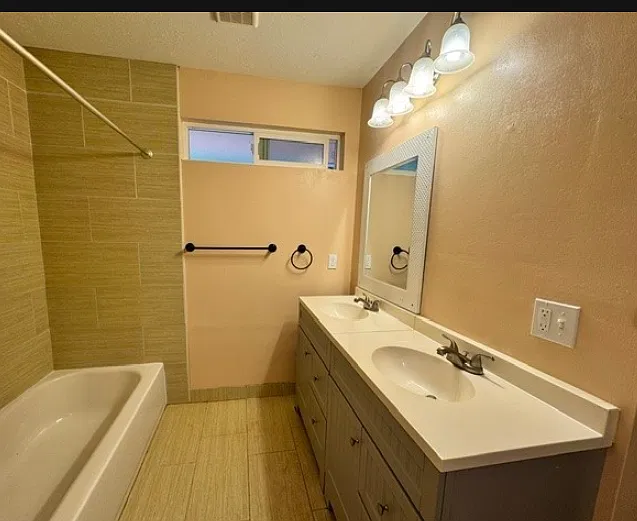 Iwaho Pl, Honolulu — Photo 1