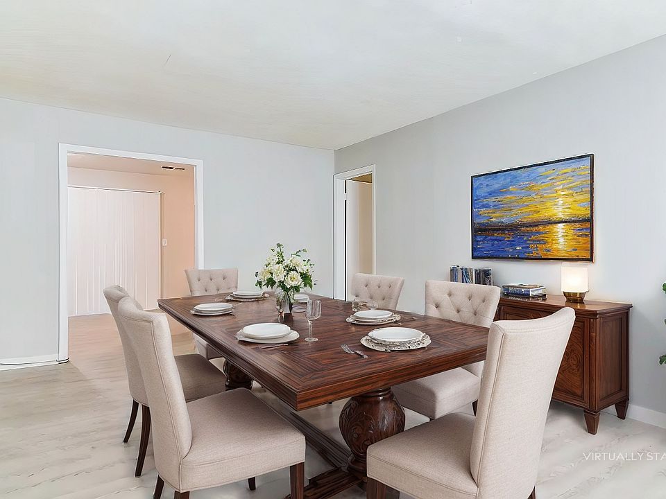 virtual staged dining area option