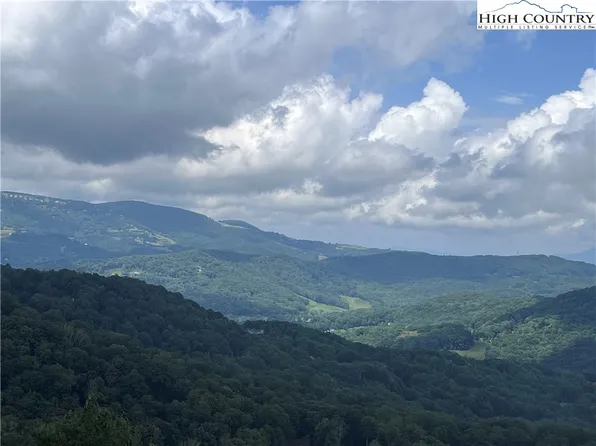 164 Skyleaf Drive 803 Building B, Sugar Mountain, NC 28604