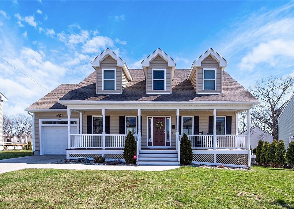 1st image of 259 Hilldale Ave