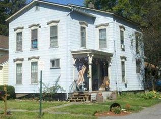 6 Taylor St, Oxford, NY 13830