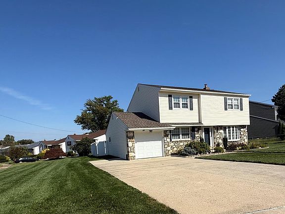 2nd image of 149 Laurie Ln