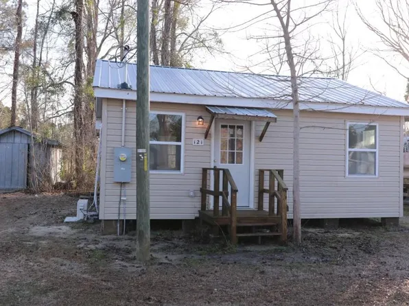121 Tasman Ln, Pineville, SC 29468