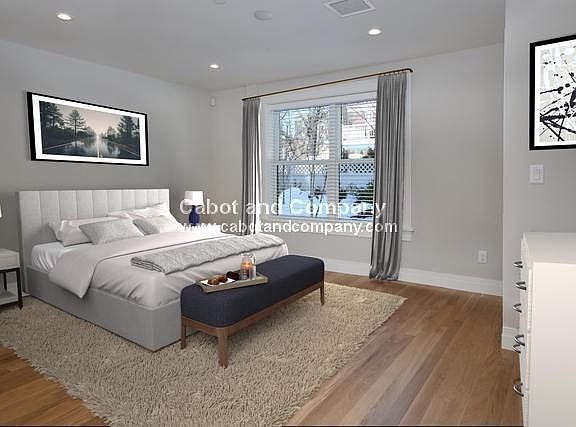 3rd image of 36 Longwood Ave #11