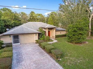 209 Pine St, Homosassa, FL 34446