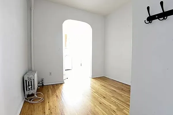 Rented by MPGL Realty Corp | media 3