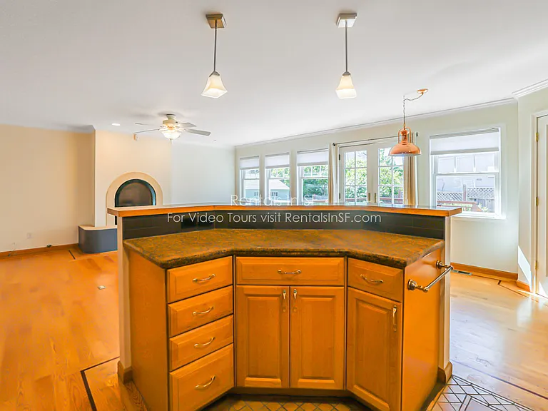 1677 Holly Ave — Photo 25