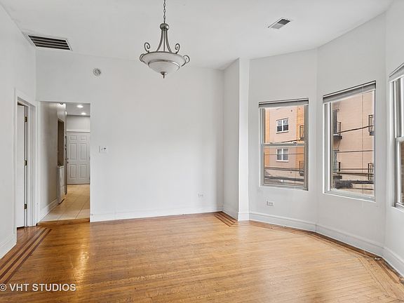 4th image of 1915 N Fairfield Ave #2