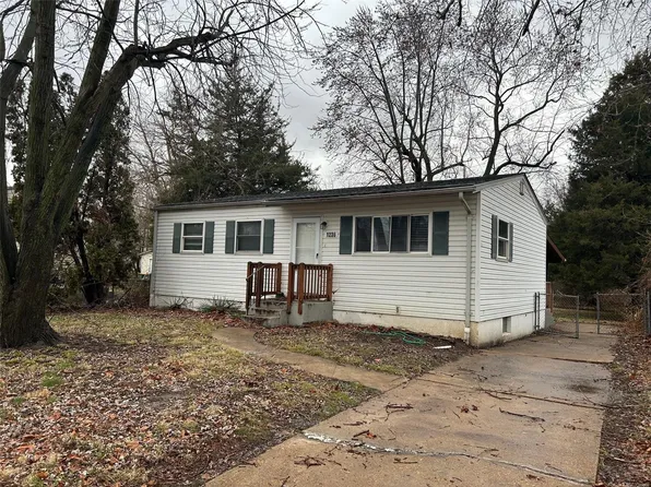 1236 Baron Ave, Saint Louis, MO 63138