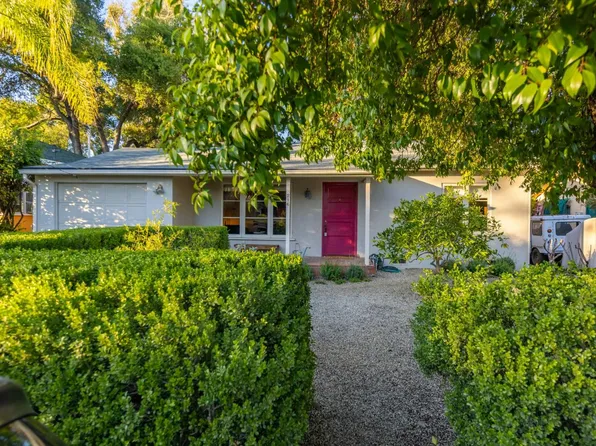 216 E Aliso St, Ojai, CA 93023