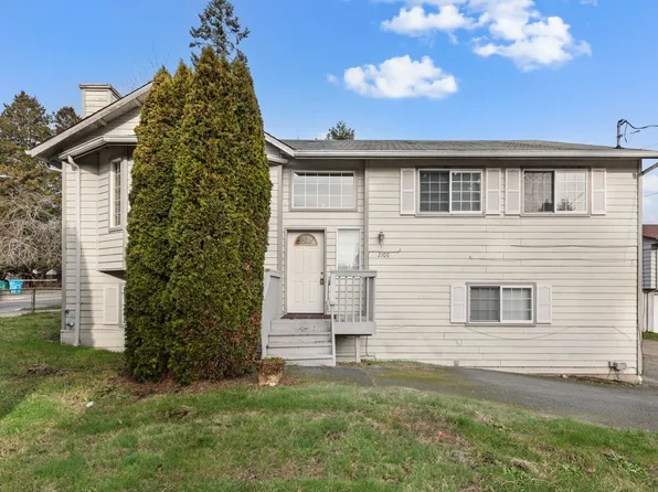 2106 N 155th St, Seattle, WA 98133