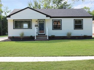 4214 Larkspur Ln, Warrensville Heights, OH