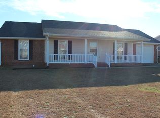 7805 Gallant Ridge Dr, Fayetteville, NC 28314