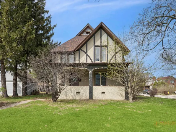 2522 E State St, Rockford, IL 61108