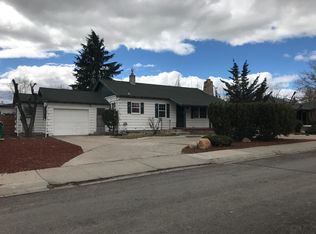 250 Hillcrest Dr, Reno, NV 89509
