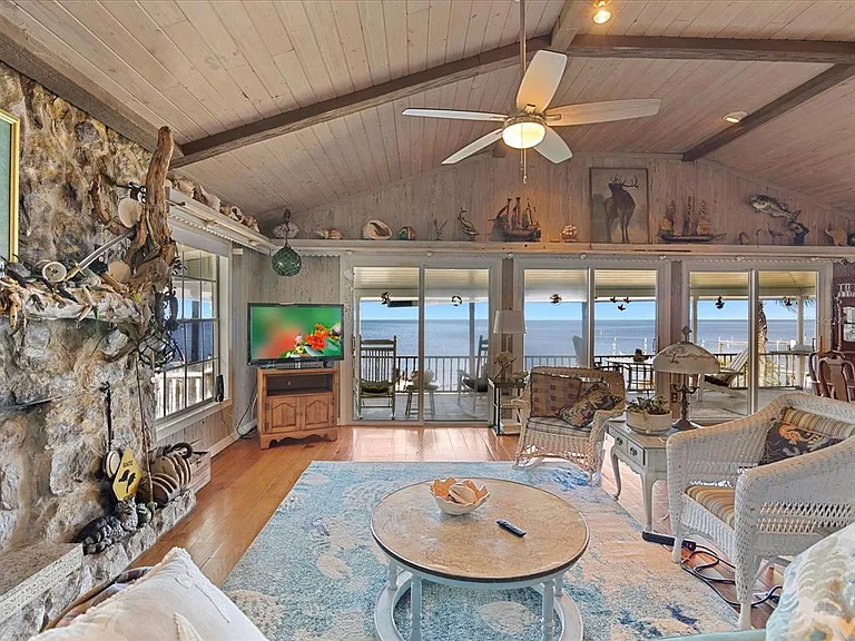 2007 Gulfview Dr — Photo 5