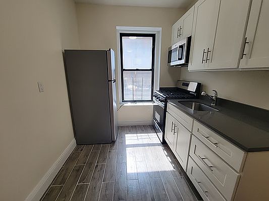 5th image of 32-30 93rd St APT A3