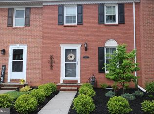 204 Georgetown Cir, Hanover, PA 17331