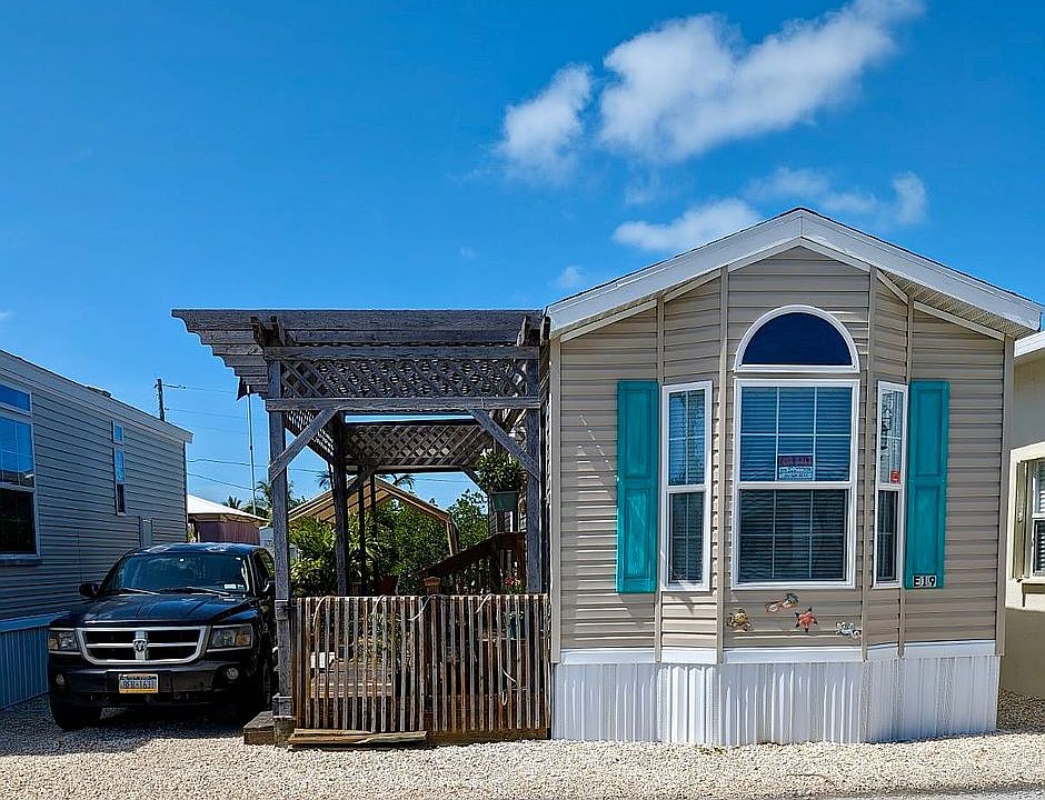 1st image of 1361 Overseas Hwy Lot E