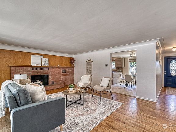 4th image of 4708 16th Avenue SE