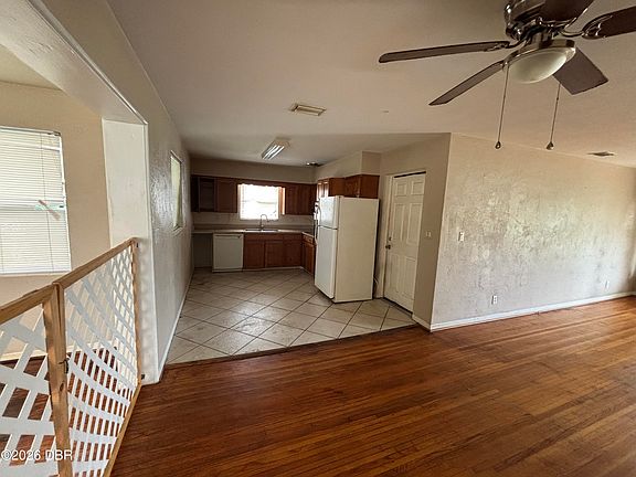 5th image of 504 N Ridgewood Ave