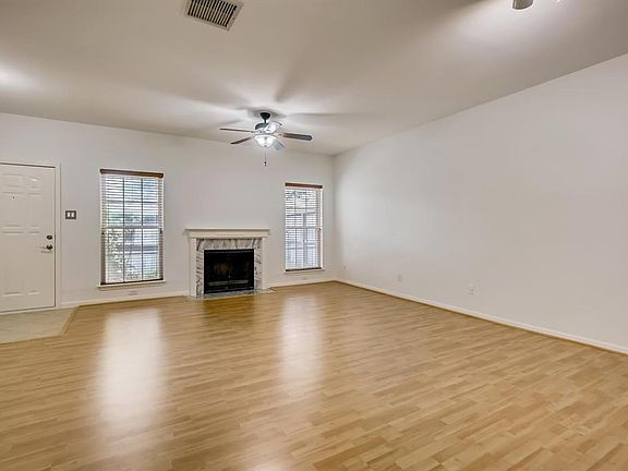 5th image of 3262 Holly Hall St #3262