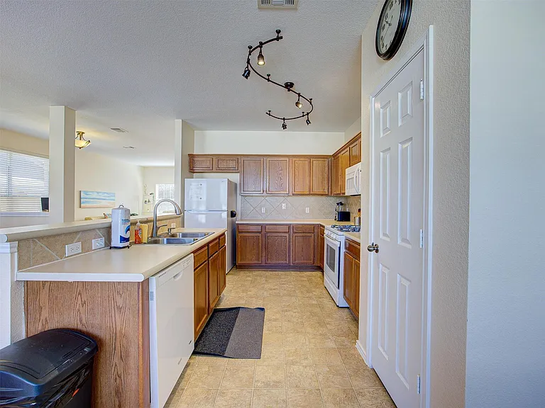 120 Gila Cliff Dr — Photo 11