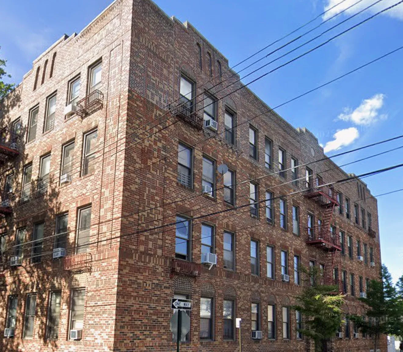 2 bed, $3,300 — Photo 1