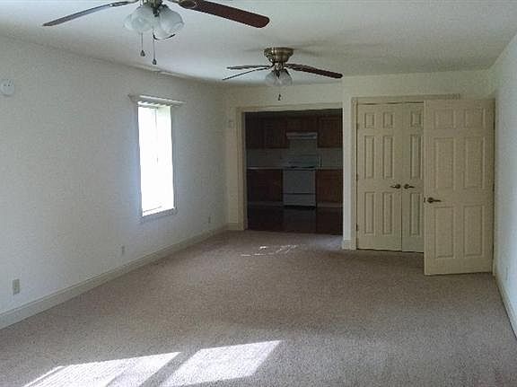 5th image of 301 N Newton St