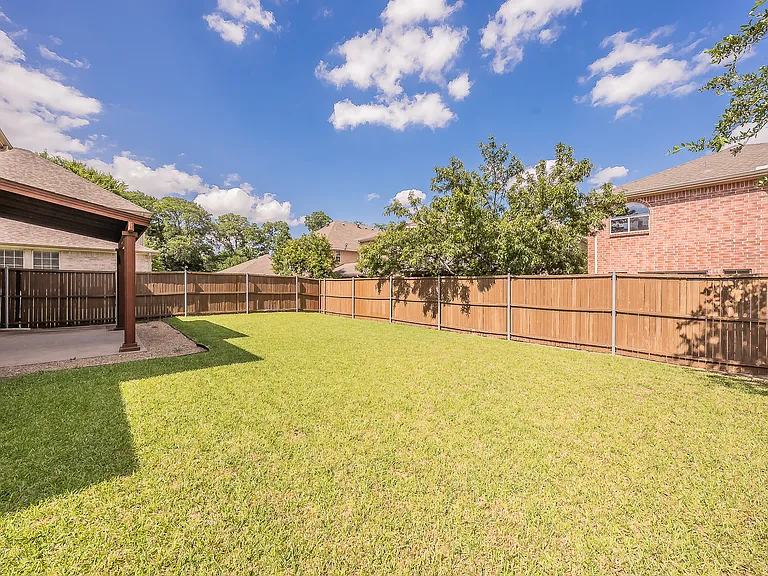 6524 Hickory Hill Dr — Photo 35